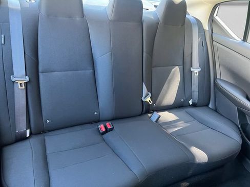 Used 2025 Nissan Sentra S FWD image 17