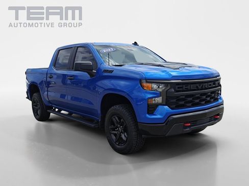 Used 2023 Chevrolet Silverado 1500 Custom Trail Boss w/ LPO, Dark Essentials Package AWD/4WD image 1