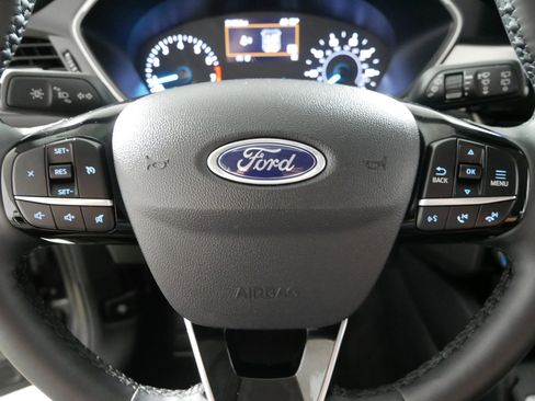 Used 2022 Ford Escape SE w/ Convenience Package image 25