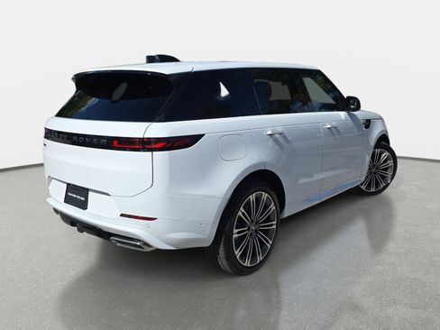 New 2025 Land Rover Range Rover Sport Dynamic SE image 5
