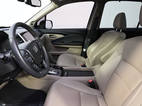 Used 2017 Honda Pilot Elite image 13