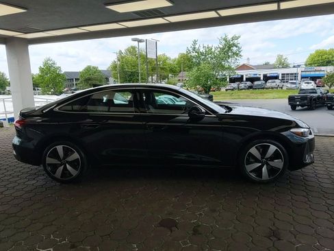 Used 2025 Audi A5 2.0T Premium w/ Convenience Package AWD/4WD image 5