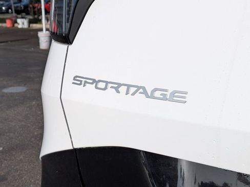 New 2026 Kia Sportage SX FWD image 13