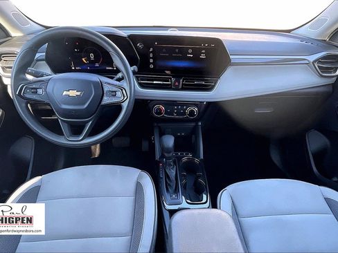 Used 2025 Chevrolet TrailBlazer LT image 15