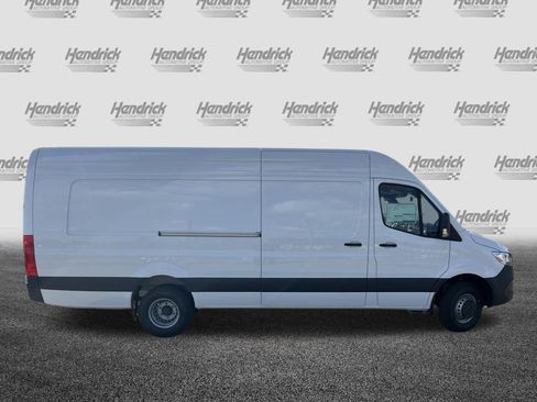 New 2025 Mercedes-Benz Sprinter 3500 image 10
