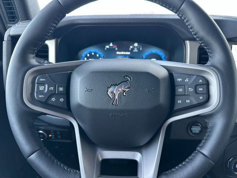 New 2025 Ford Bronco Outer Banks w/ Sasquatch Package image 25