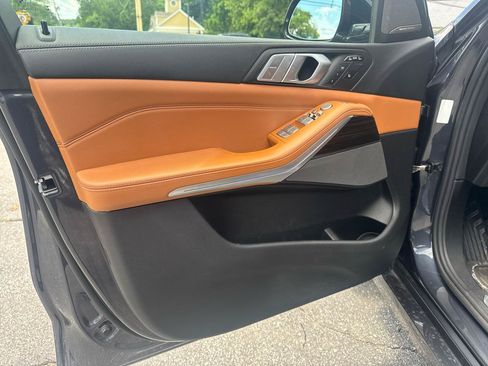 Used 2019 BMW X7 xDrive40i w/ Premium Package AWD/4WD image 23
