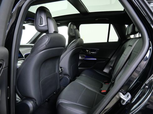 Certified 2026 Mercedes-Benz GLC 300 4MATIC image 16