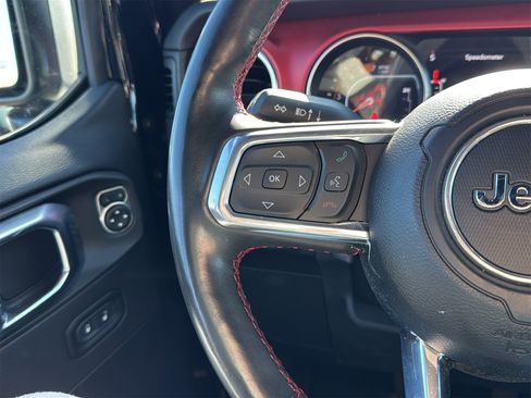 Used 2023 Jeep Wrangler Unlimited Rubicon w/ Cold Weather Group image 15