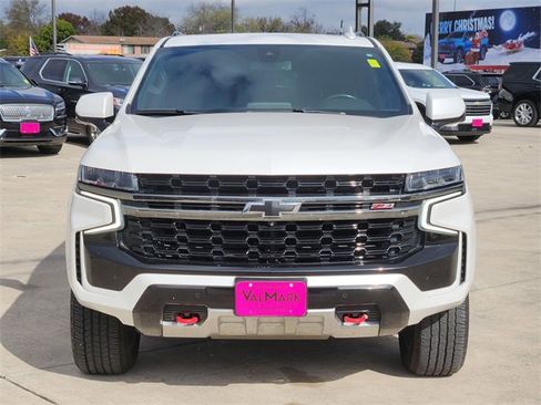 Used 2021 Chevrolet Suburban Z71 w/ Z71 Off-Road Package image 2