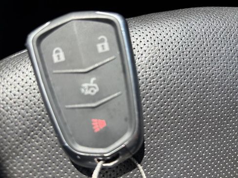 Used 2024 GMC Terrain SLT AWD/4WD image 22
