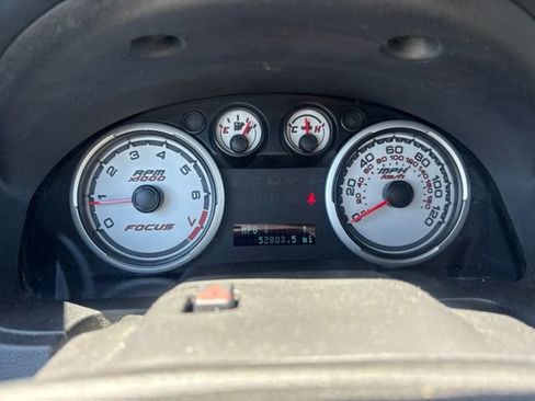 Used 2010 Ford Focus SE FWD image 10