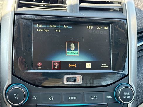 Used 2015 Chevrolet Malibu LT image 17