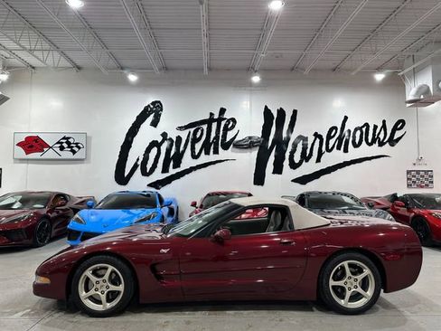 Used 2003 Chevrolet Corvette Convertible w/ Preferred Equipment Group1 RWD image 2
