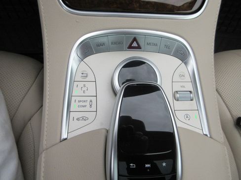Used 2017 Mercedes-Benz S 550 Sedan image 52