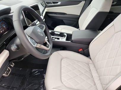 New 2026 Volkswagen Atlas Cross Sport SEL Premium R-Line