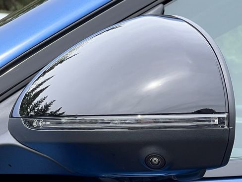 New 2026 Mercedes-Benz C 300 4MATIC Sedan image 9
