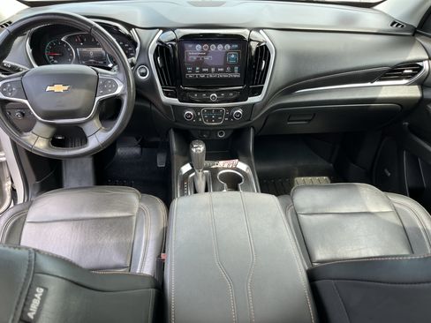 Used 2019 Chevrolet Traverse LT w/ LT Premium Package AWD/4WD image 22