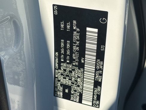 Certified 2025 Toyota 4Runner 4WD image 36