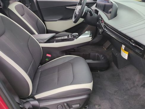 New 2024 Kia EV6 GT-Line RWD image 27