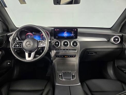 Used 2021 Mercedes-Benz GLC 300 4MATIC image 26