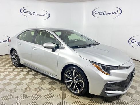 Used 2020 Toyota Corolla XSE image 10
