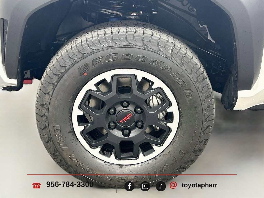 New 2026 Toyota Tacoma TRD Off-Road AWD/4WD image 27