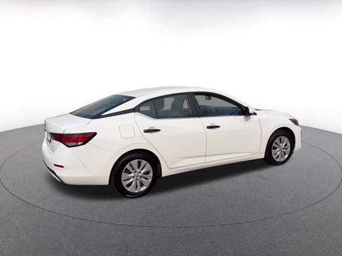 Used 2025 Nissan Sentra S FWD image 12