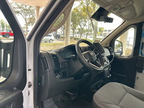 Used 2024 RAM ProMaster 3500 w/ Delivery Van Package FWD image 7