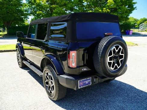 Used 2022 Ford Bronco Outer Banks image 7