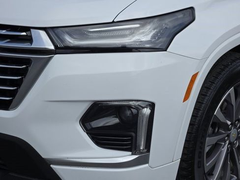 Certified 2023 Chevrolet Traverse Premier FWD image 7