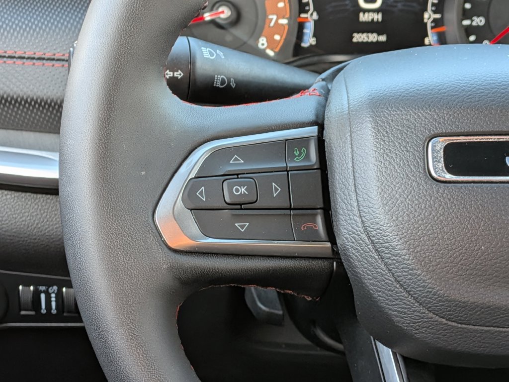 Used 2026 Jeep Compass Trailhawk AWD/4WD image 30