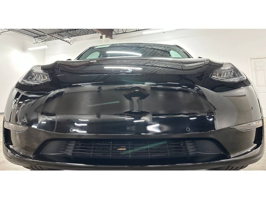 Used 2021 Tesla Model Y Long Range AWD/4WD image 3