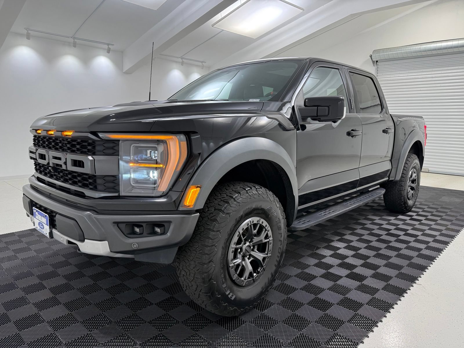 Used 2022 Ford F150 Raptor w/ Raptor 37 Performance Package AWD/4WD image 3