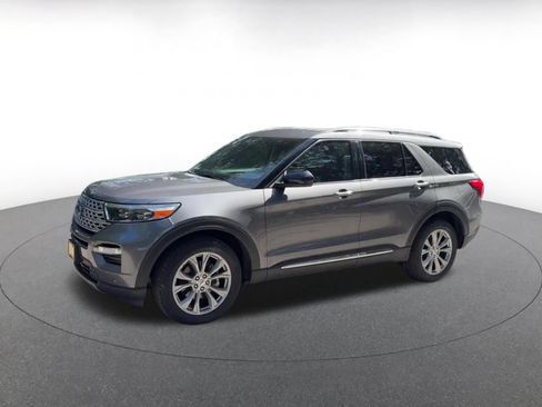 Used 2024 Ford Explorer Limited AWD/4WD image 8