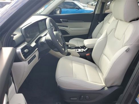 New 2025 Kia Telluride S image 23