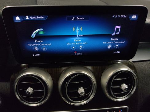 Used 2021 Mercedes-Benz GLC 300 image 25