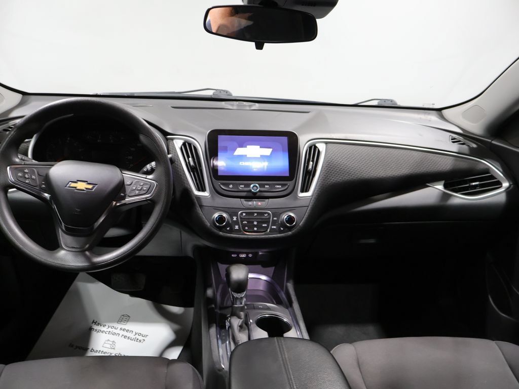 Used 2024 Chevrolet Malibu LT FWD image 15
