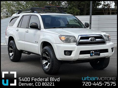 Used 2007 Toyota 4Runner SR5 AWD/4WD image 1