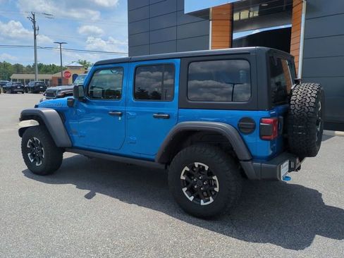 Used 2024 Jeep Wrangler Unlimited Rubicon 4xe AWD/4WD image 6