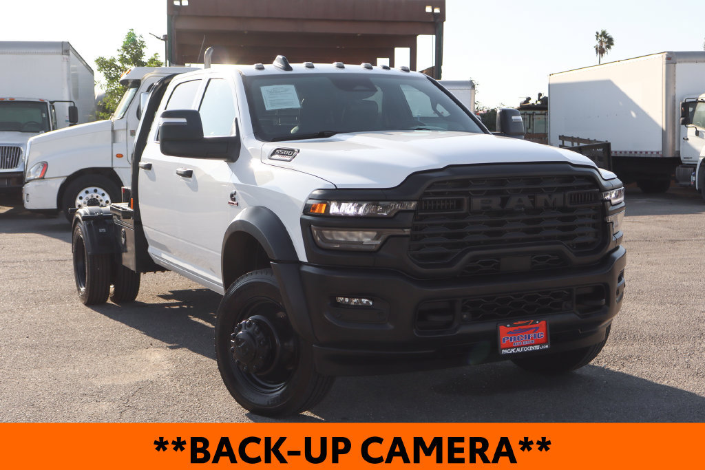 Used 2026 RAM 5500 Tradesman AWD/4WD image 2