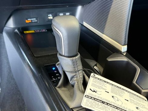 New 2026 Toyota Camry Hybrid image 24