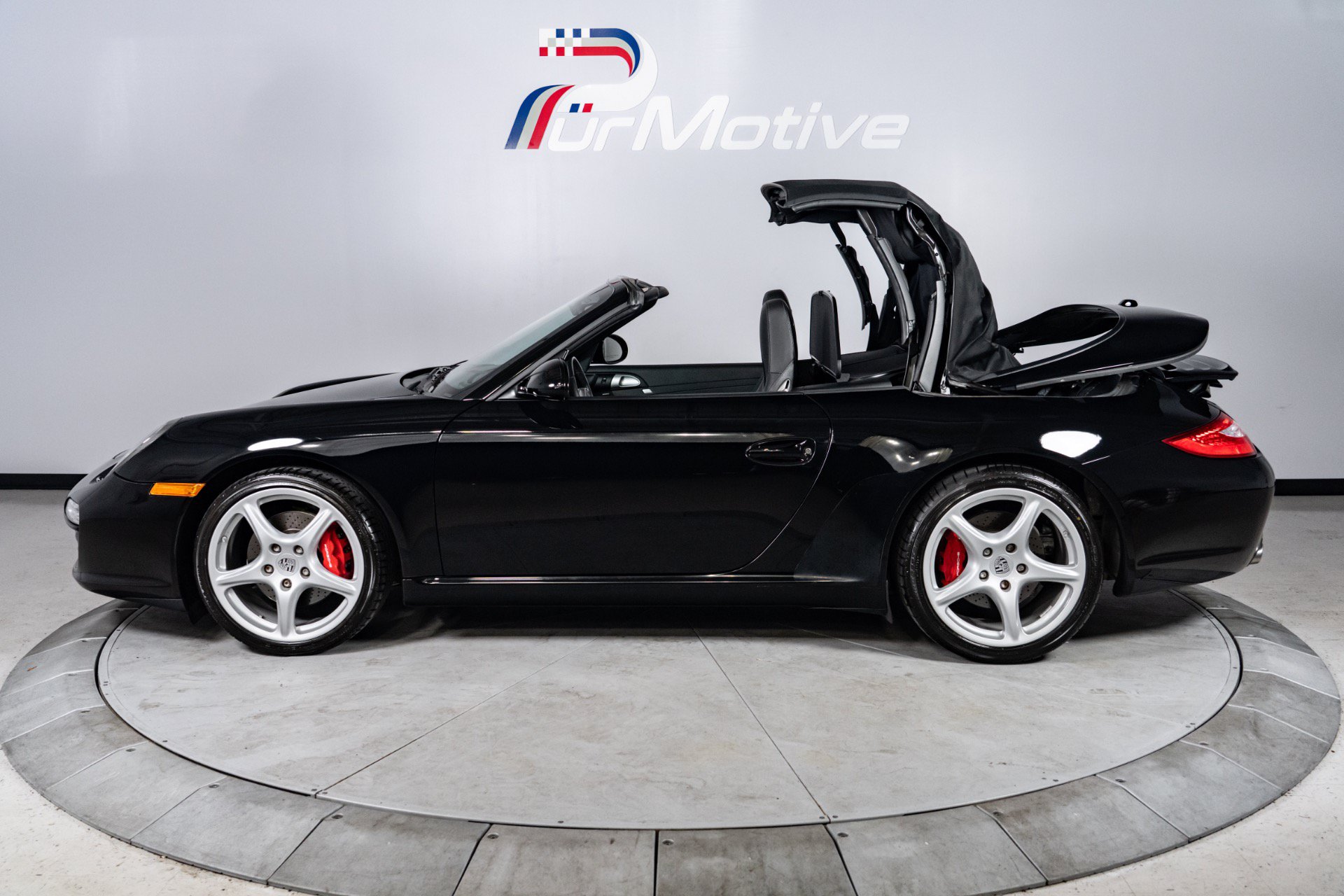 Used 2010 Porsche 911 Cabriolet image 67