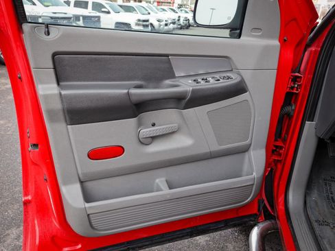 Used 2007 Dodge Ram 1500 Truck SLT image 15