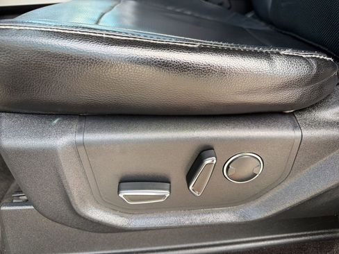 Used 2016 Ford F150 Lariat RWD image 14