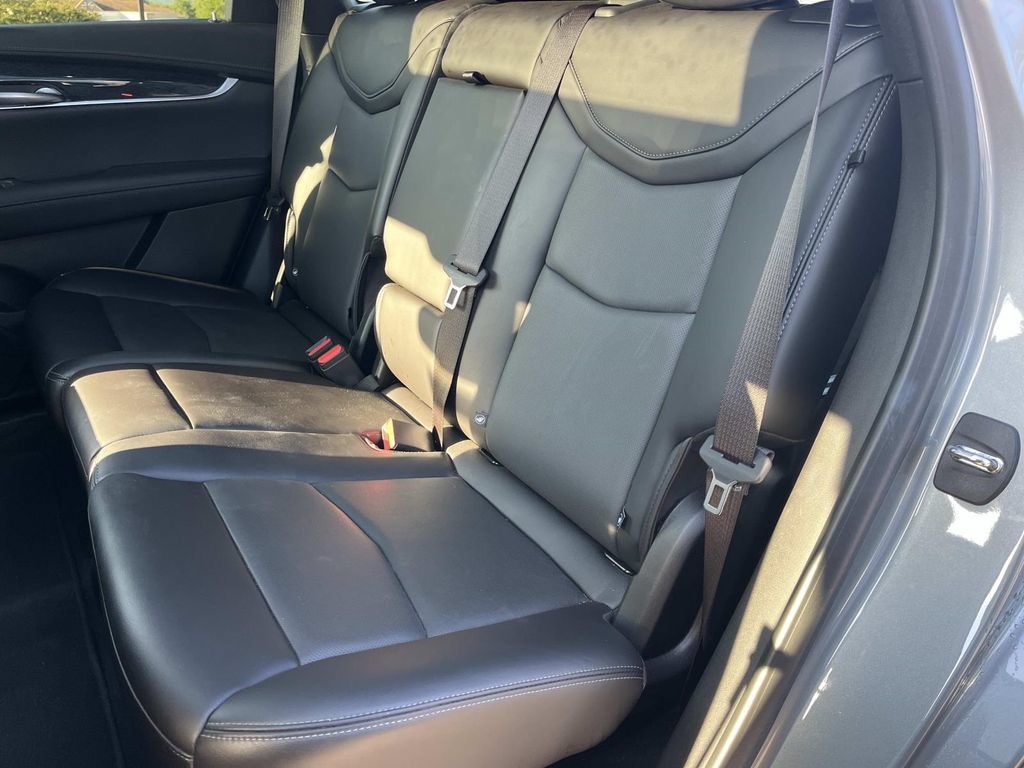 Certified 2023 Cadillac XT5 Premium Luxury w/ Technology Package FWD image 23