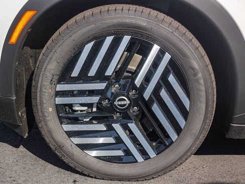 New 2026 Nissan Leaf SV+ w/ Floor Mat Package (SV+) image 11