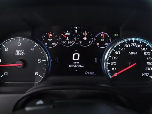 Used 2018 GMC Yukon Denali w/ Open Road Package AWD/4WD image 21