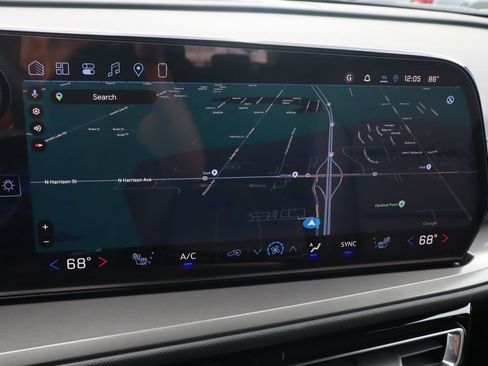 New 2026 Chevrolet Traverse LT w/ Driver Confidence Package image 7