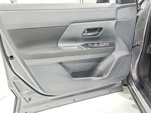 Used 2025 Nissan Kicks S image 26